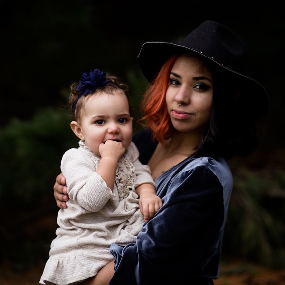 Meet your Posher, Reality - Picture 1 of 1